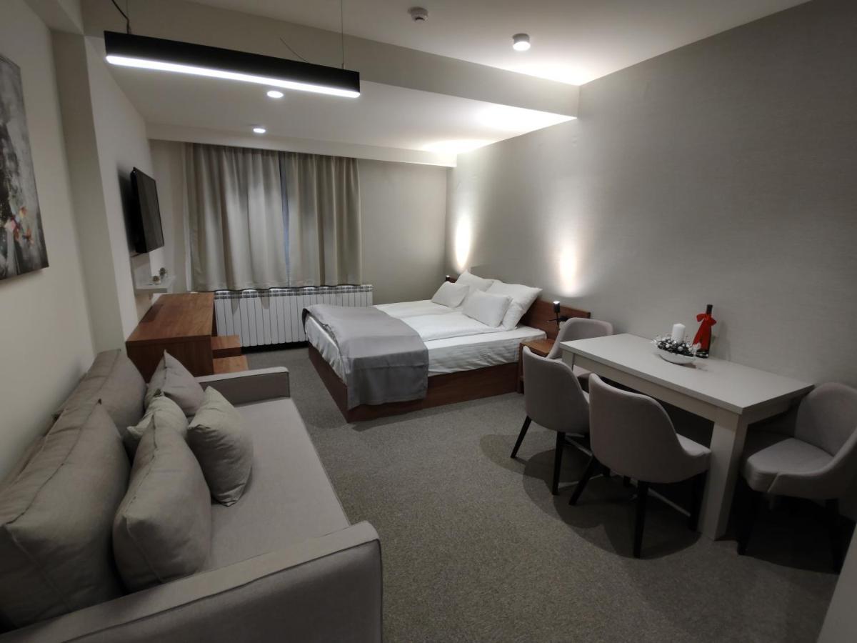 Star Hill - Koznik Konaci Apartamento Kopaonik Exterior foto
